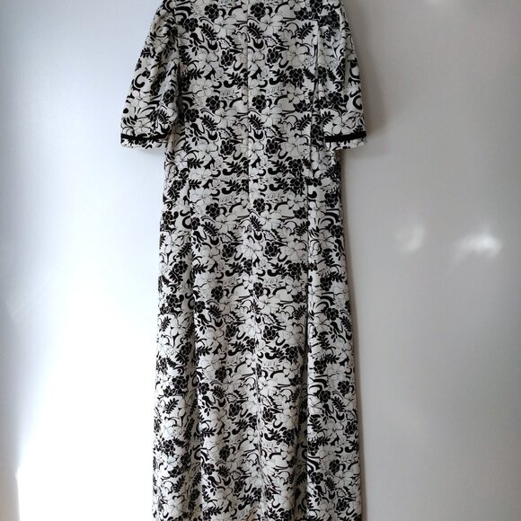 Amish Mennonite Cape Dress Modest 39"B 36"W Off White Black Floral AS IS - Picture 9 of 10